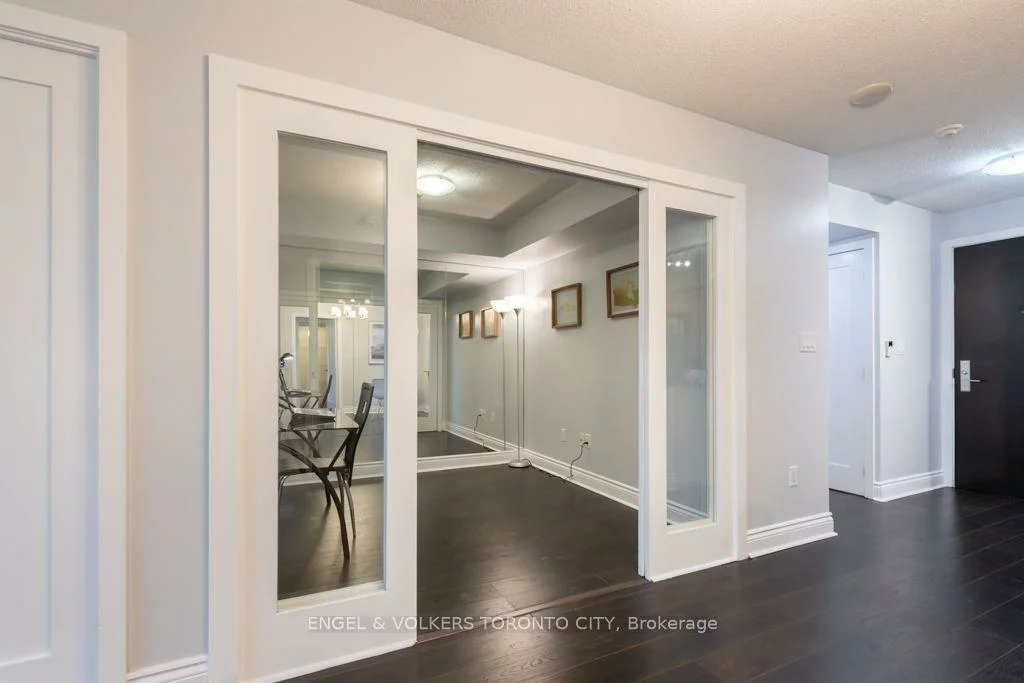 20, Blue Jays, Waterfront Communities C1, Toronto