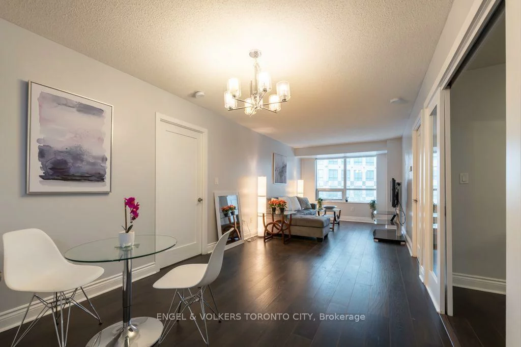 20, Blue Jays, Waterfront Communities C1, Toronto