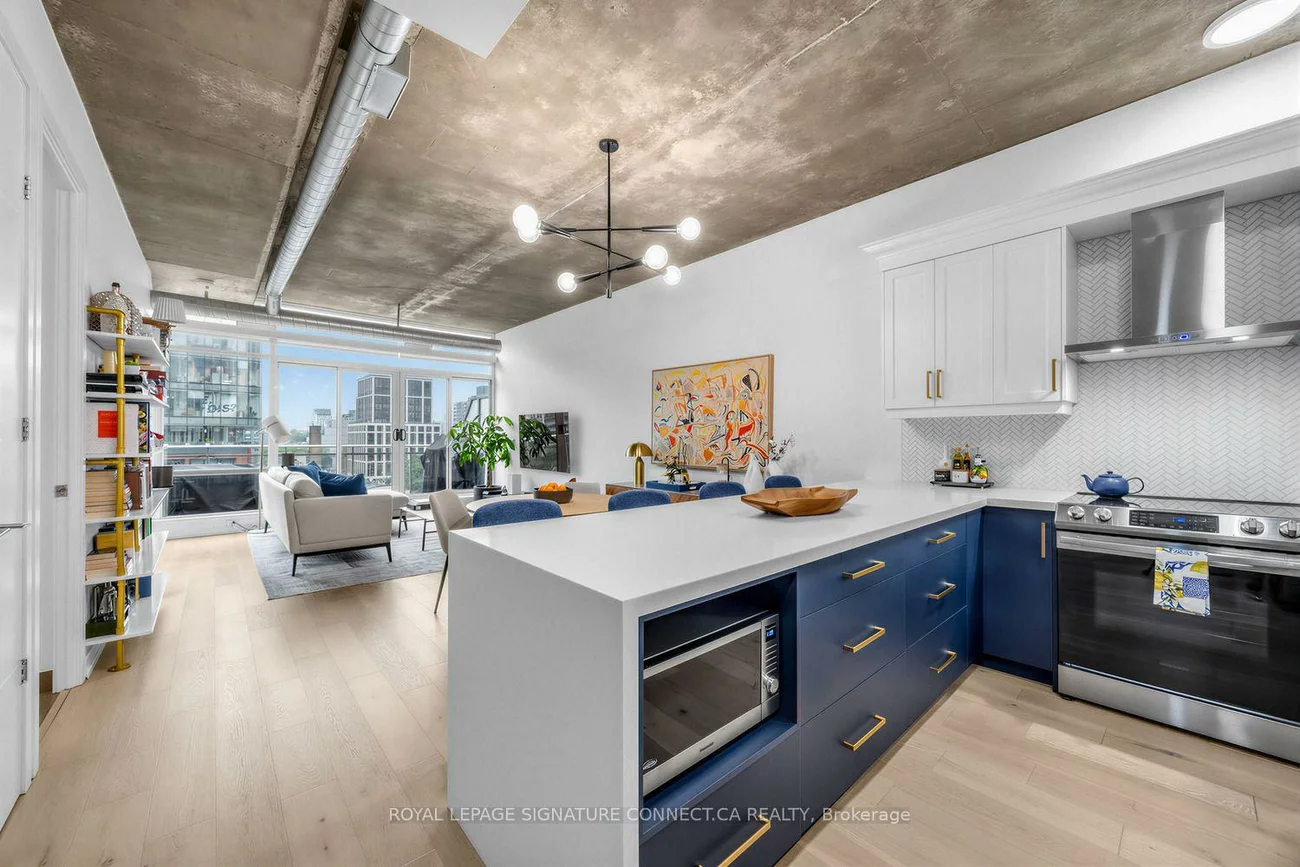 66, Portland, Waterfront Communities C1, Toronto