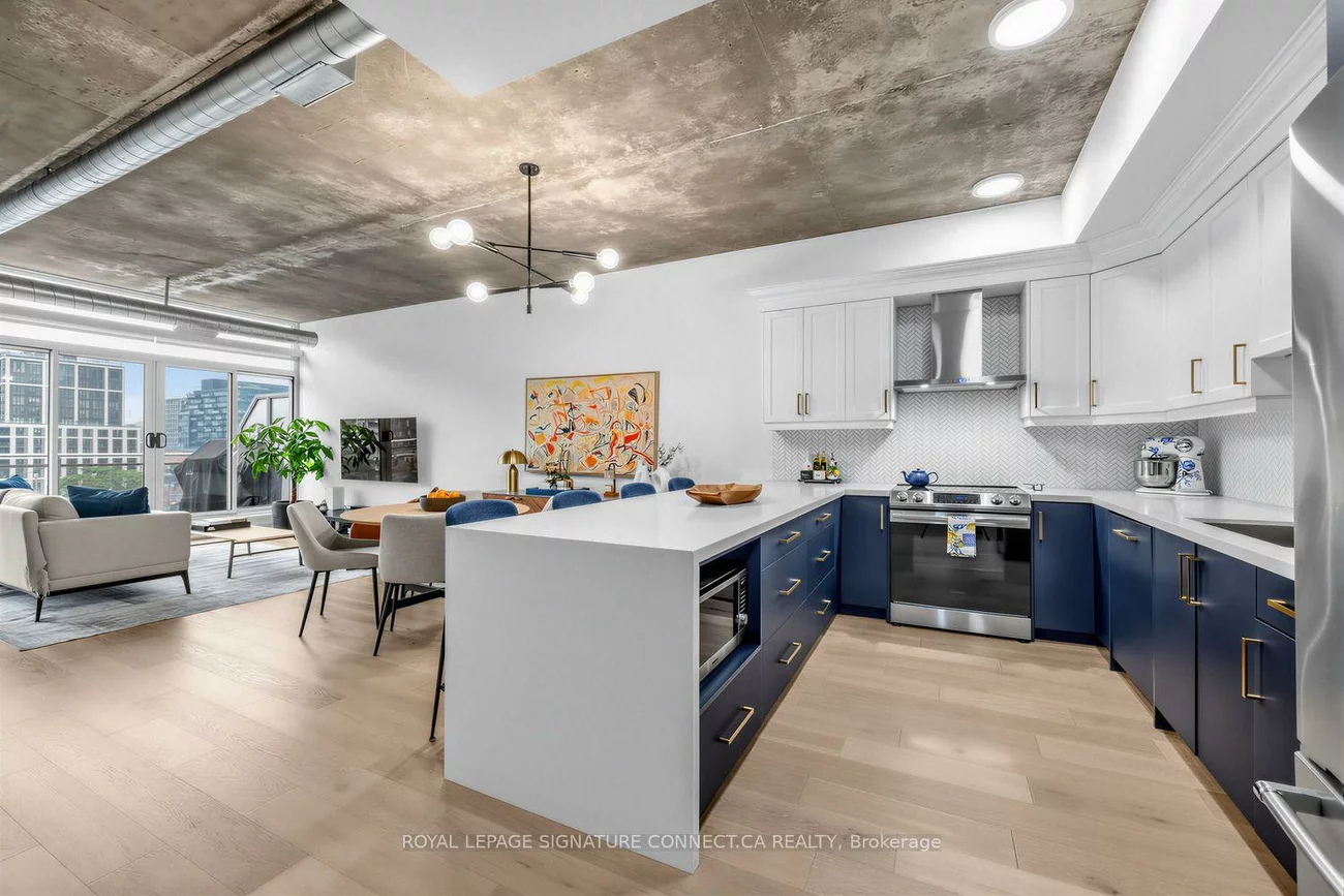 66, Portland, Waterfront Communities C1, Toronto