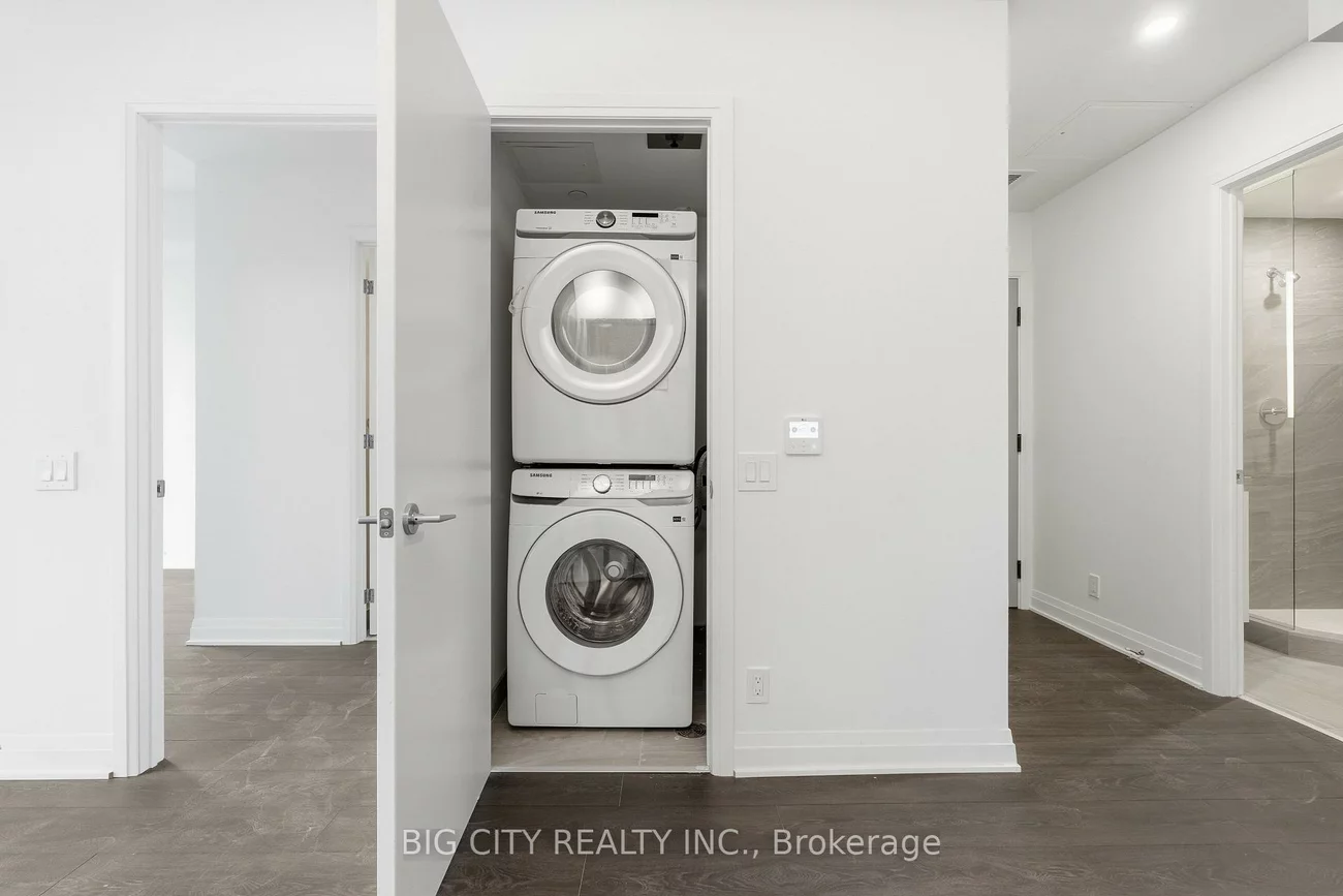 25, Frederick Todd, Thorncliffe Park, Toronto