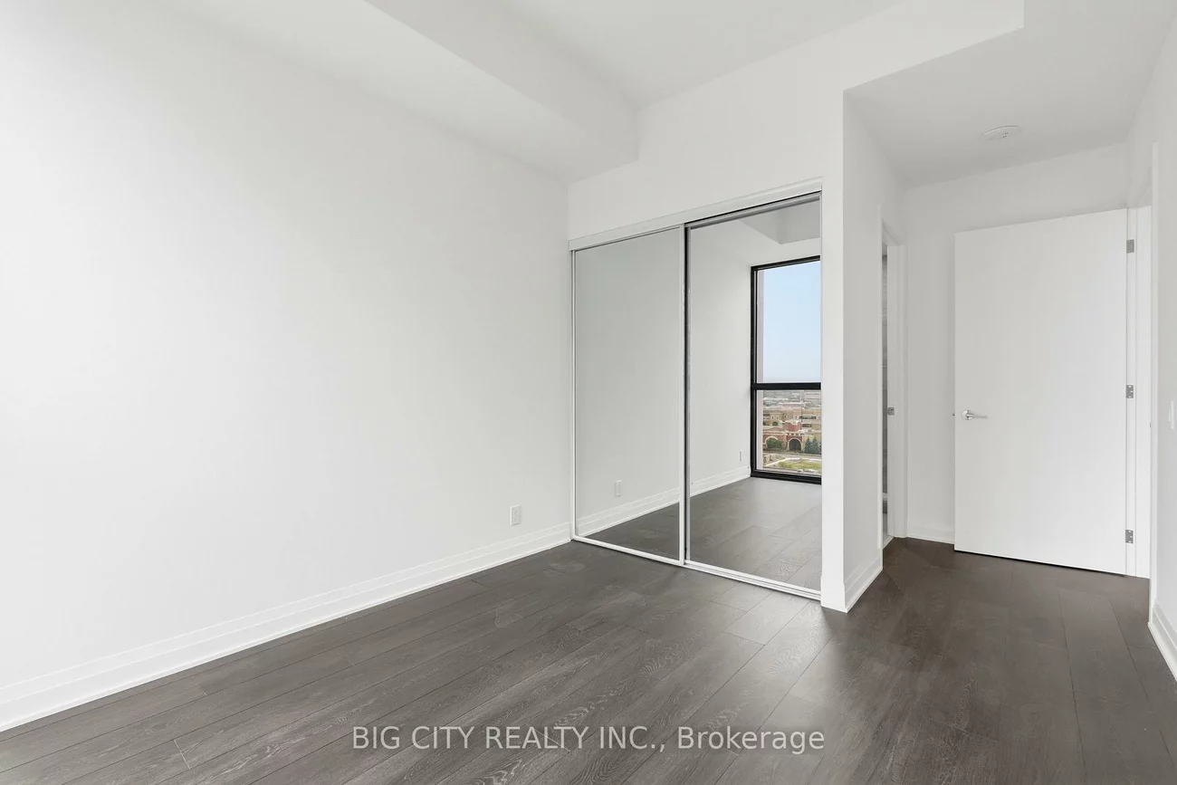 25, Frederick Todd, Thorncliffe Park, Toronto