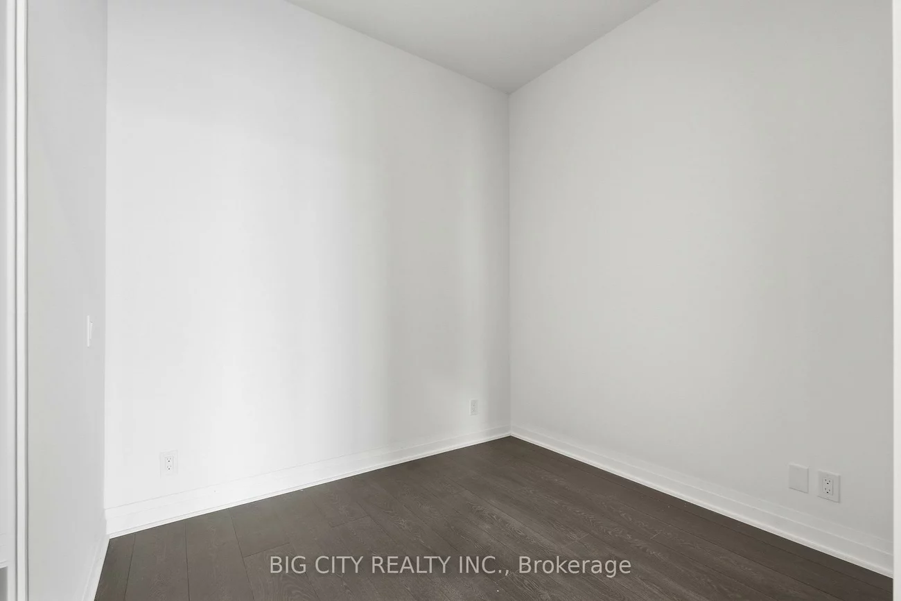 25, Frederick Todd, Thorncliffe Park, Toronto