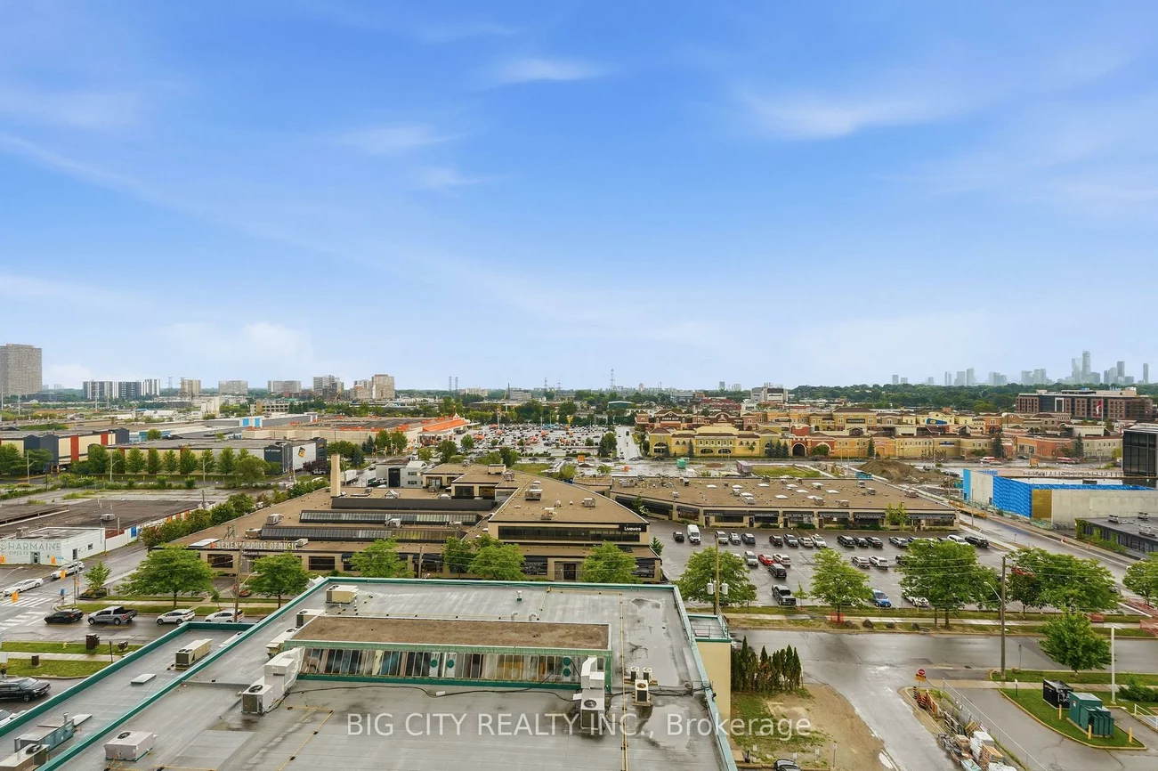 25, Frederick Todd, Thorncliffe Park, Toronto