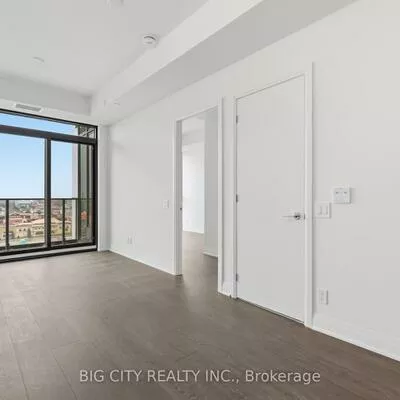25, Frederick Todd, Thorncliffe Park, Toronto