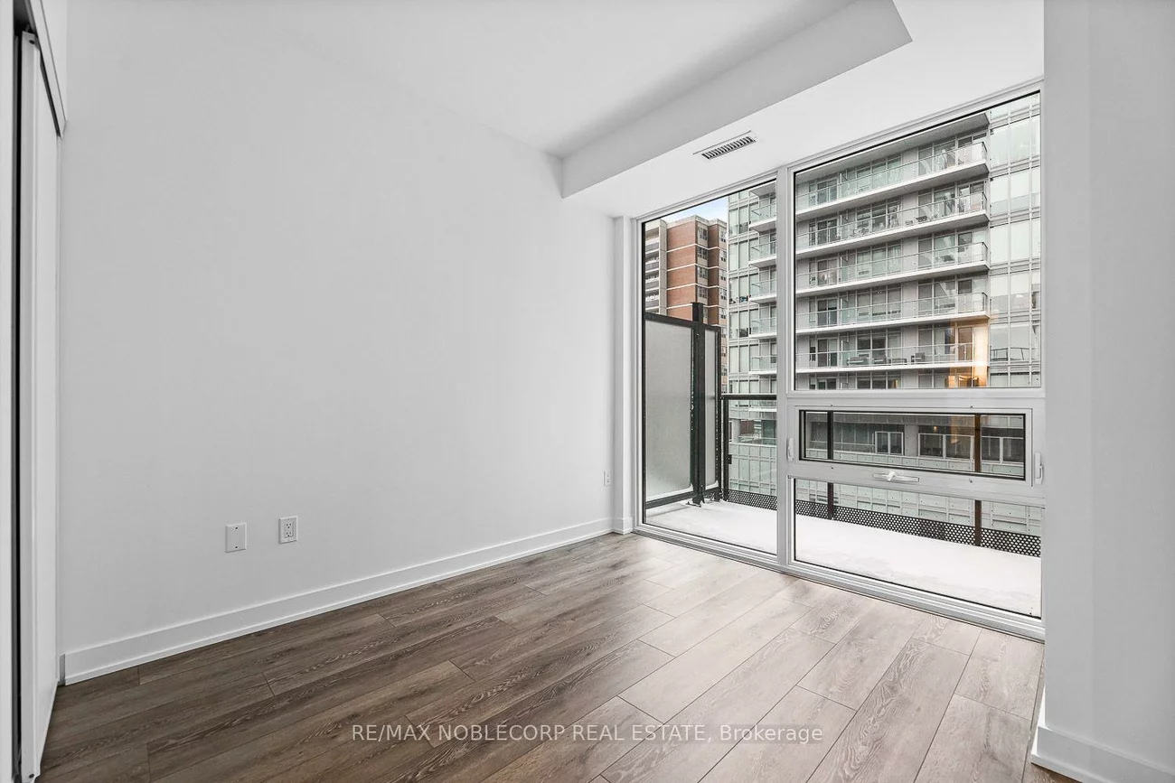 117, Broadway, Mount Pleasant West, Toronto