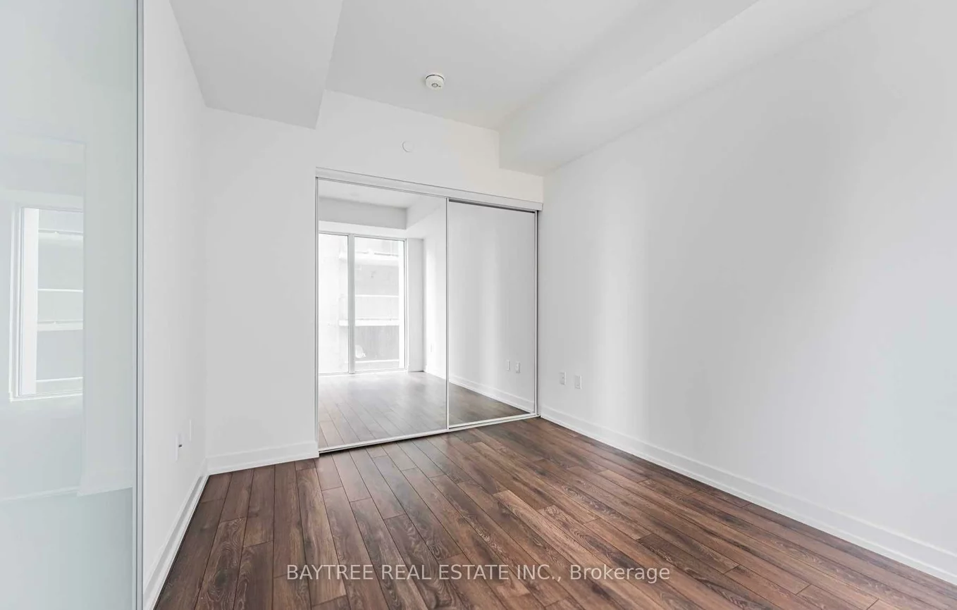 158, Front, Moss Park, Toronto