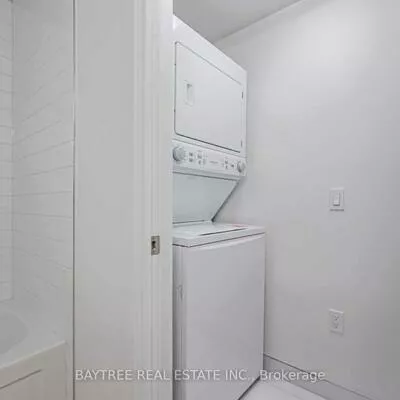 158, Front, Moss Park, Toronto