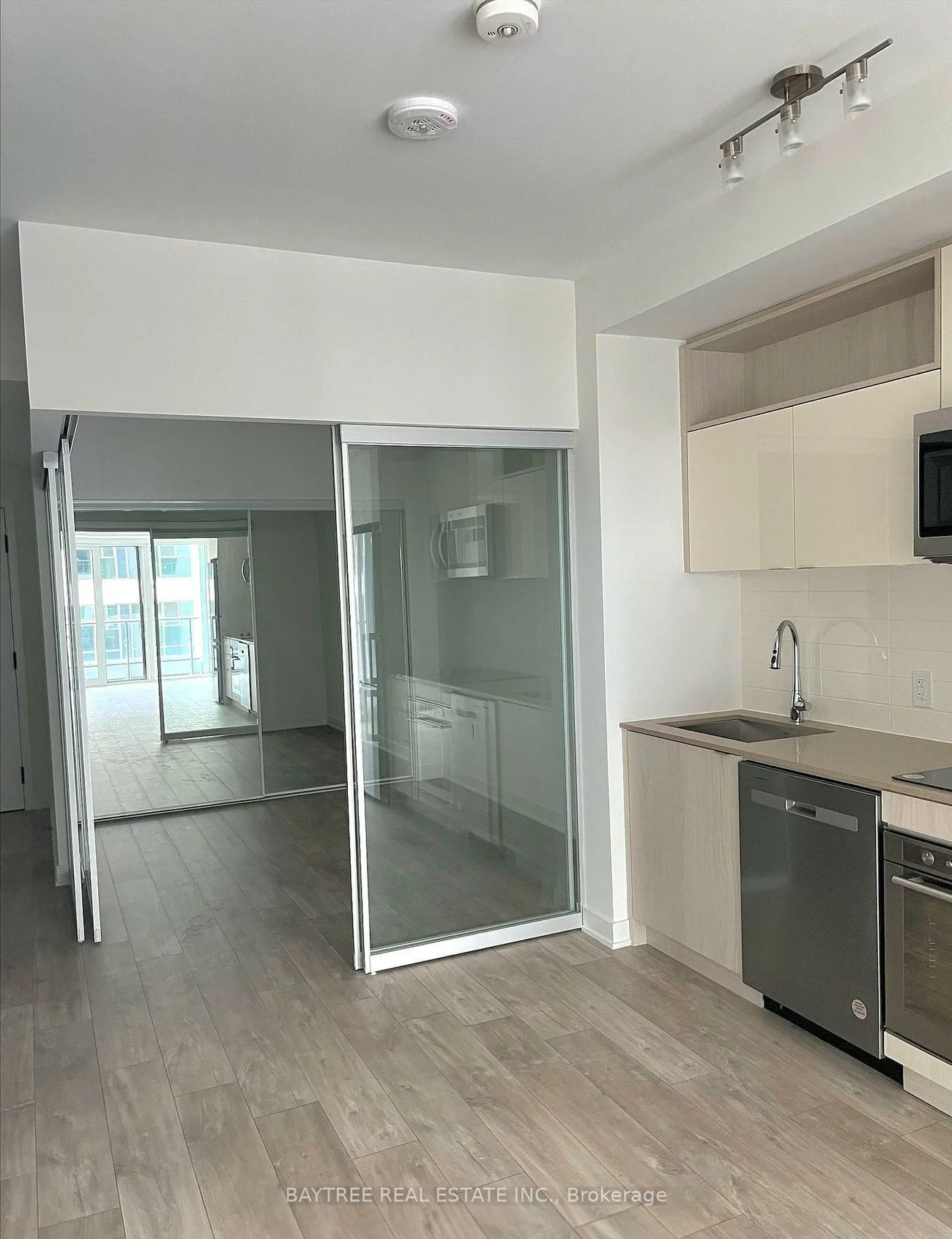 60, Princess, Waterfront Communities C8, Toronto