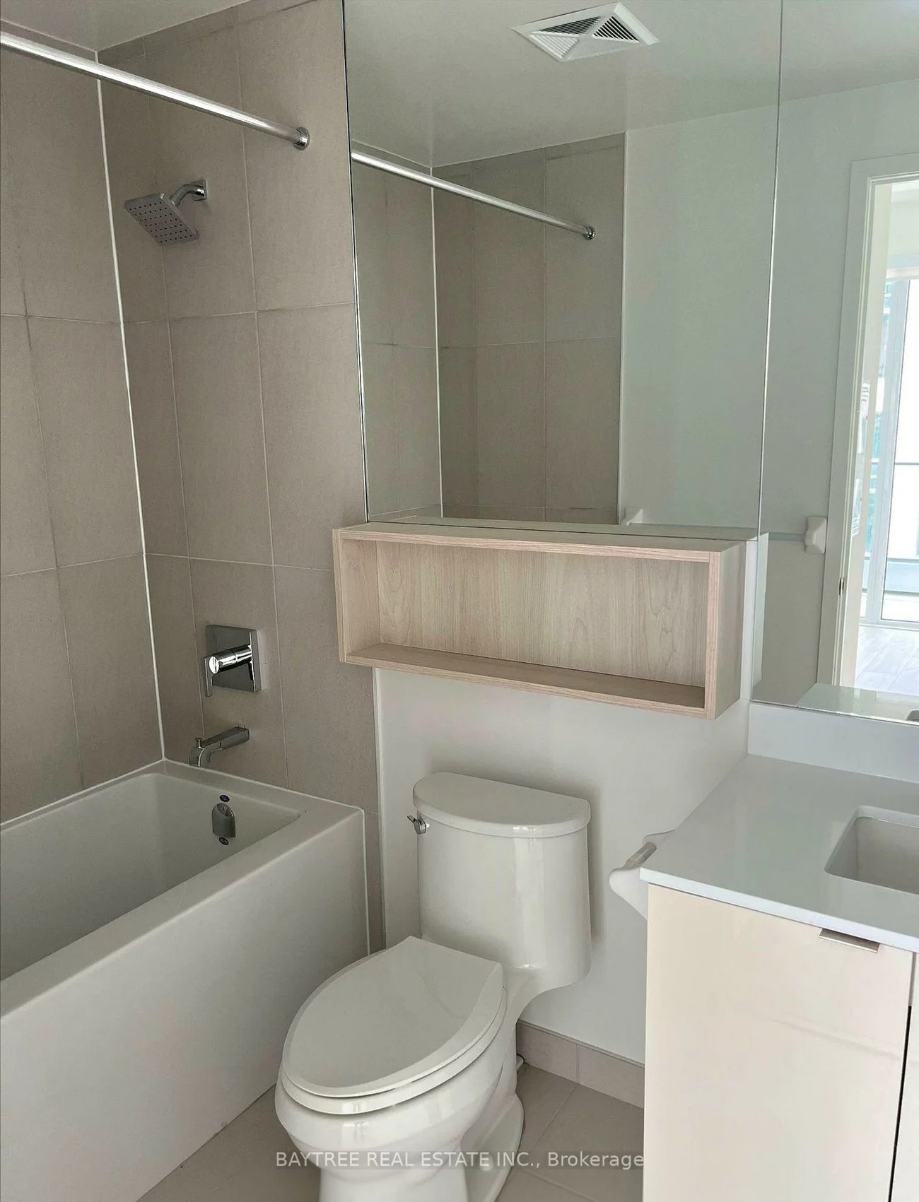 60, Princess, Waterfront Communities C8, Toronto