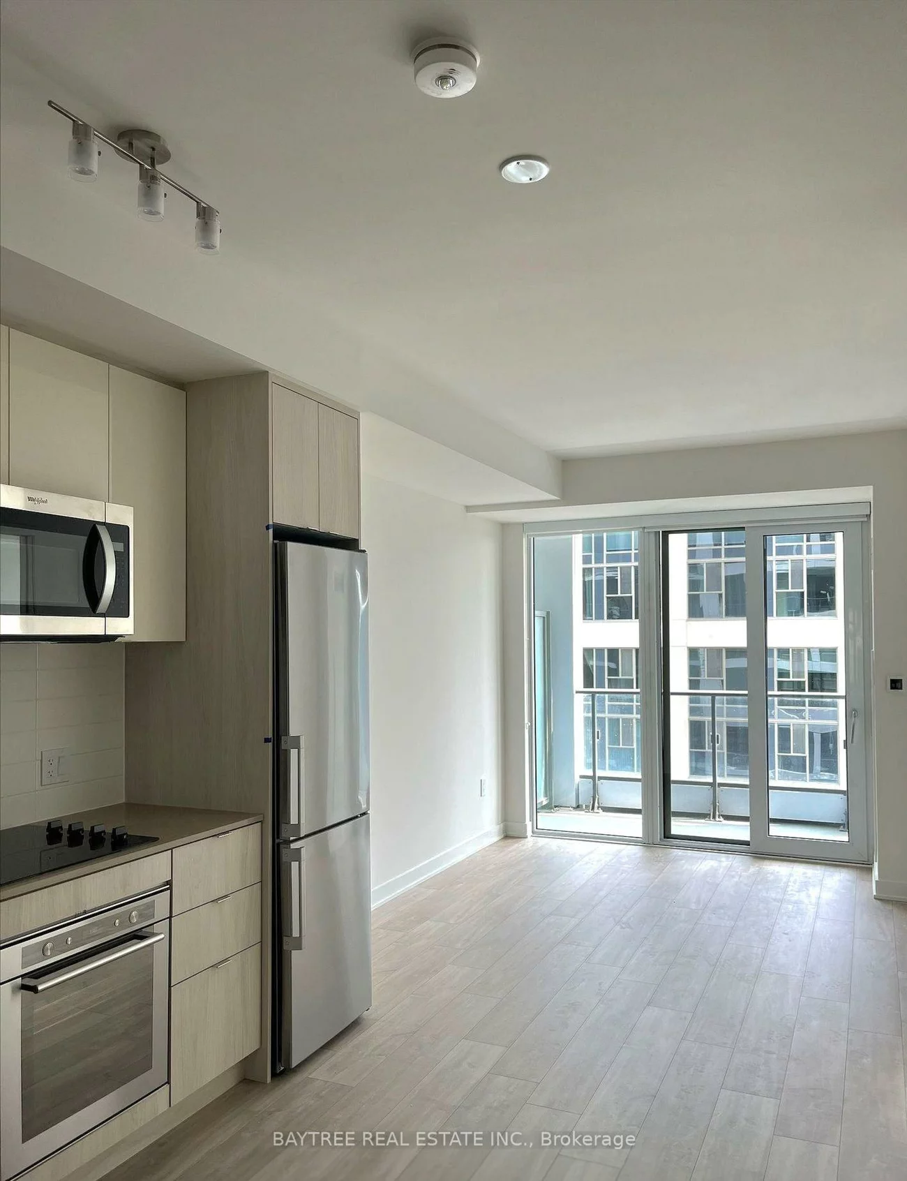 60, Princess, Waterfront Communities C8, Toronto
