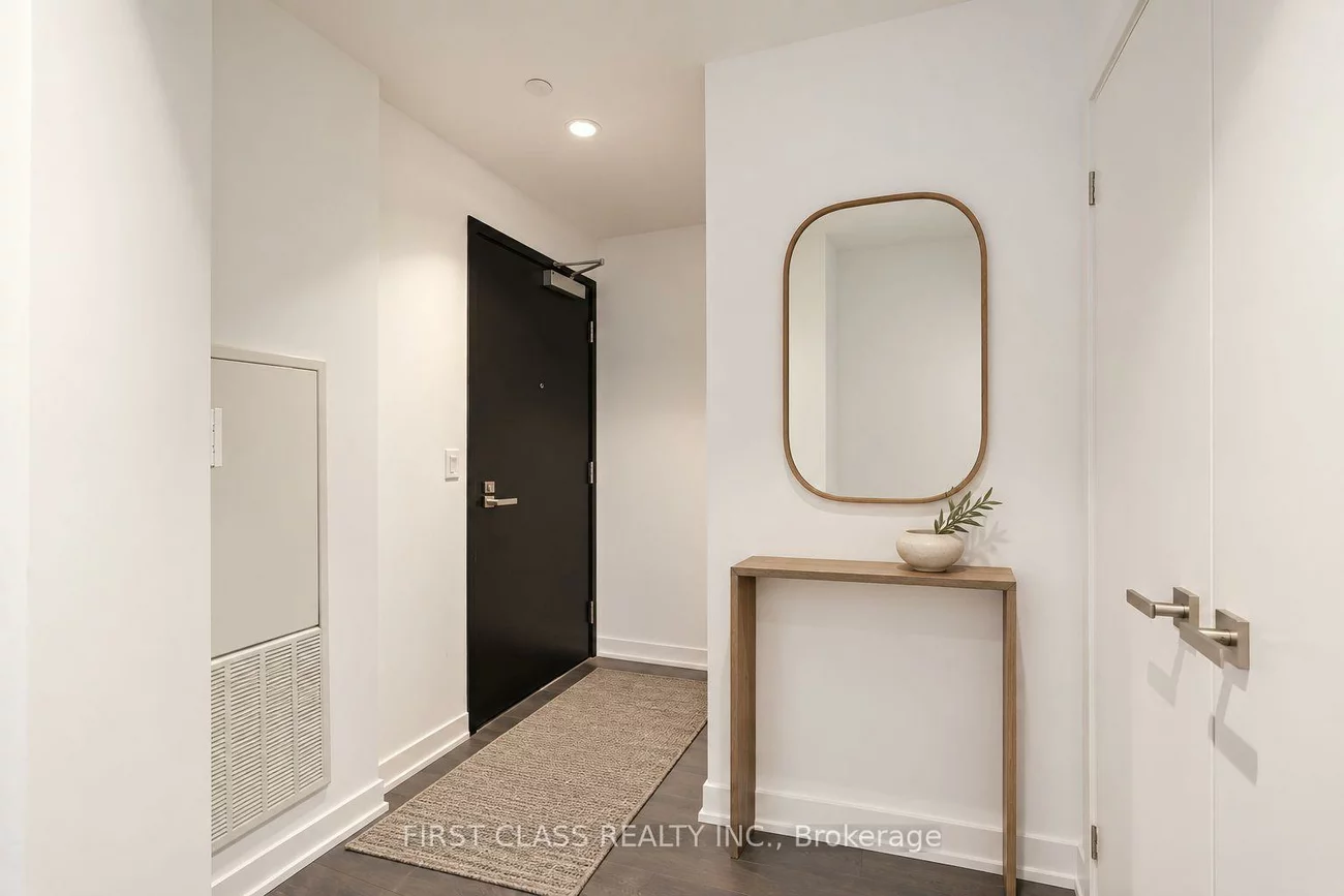 31, Tippett, Clanton Park, Toronto