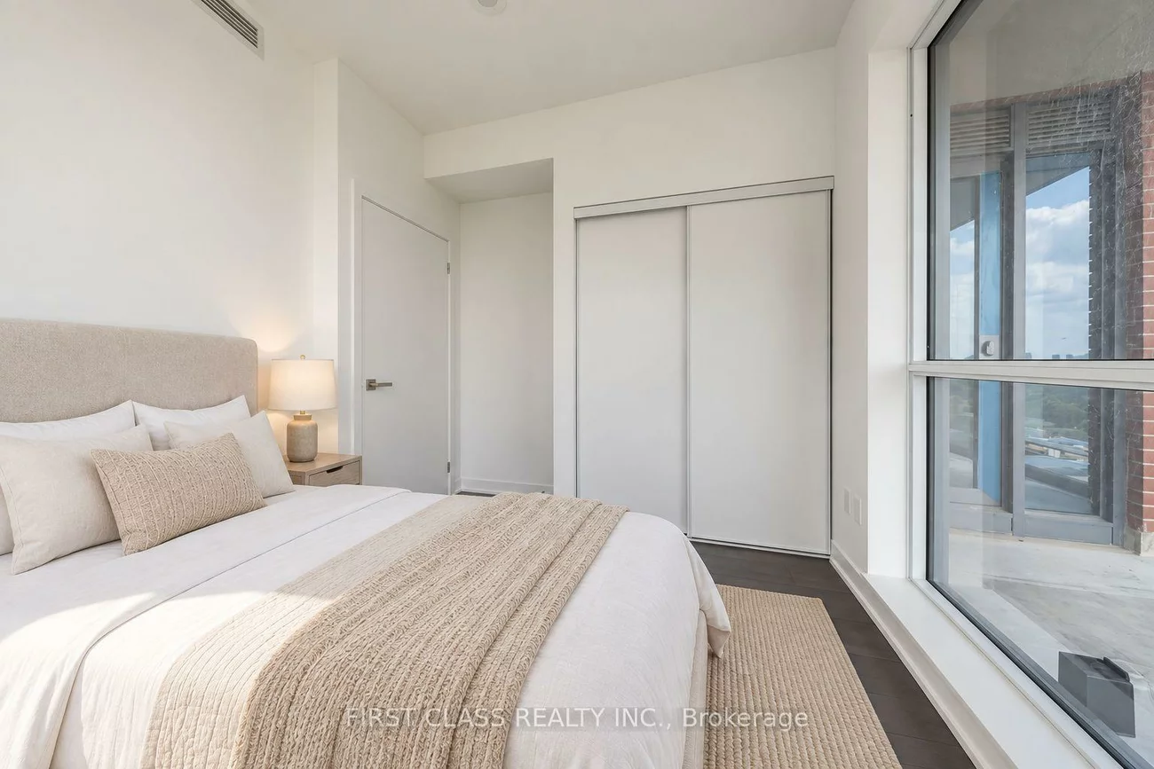 31, Tippett, Clanton Park, Toronto