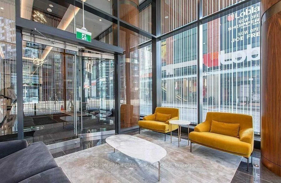 19, Bathurst, Waterfront Communities C1, Toronto
