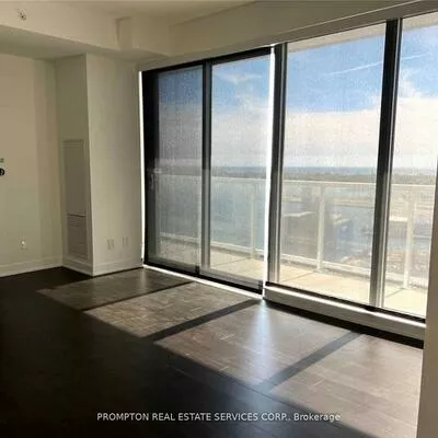19, Bathurst, Waterfront Communities C1, Toronto