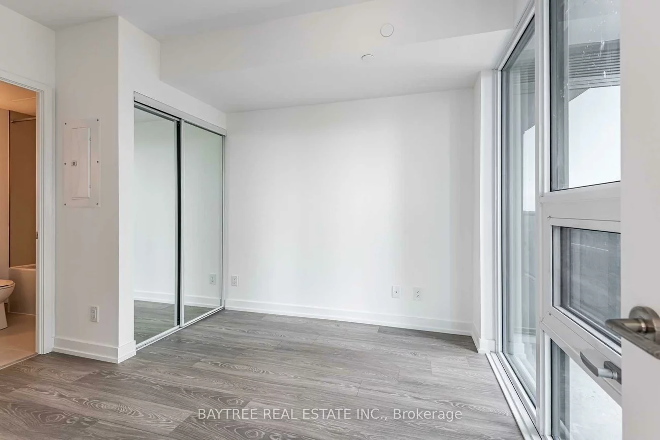 19, Western Battery, Niagara, Toronto