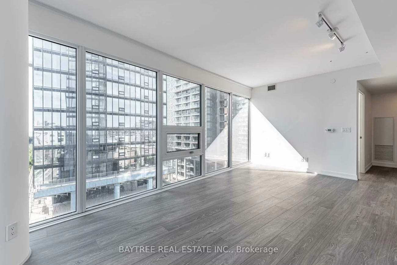 19, Western Battery, Niagara, Toronto