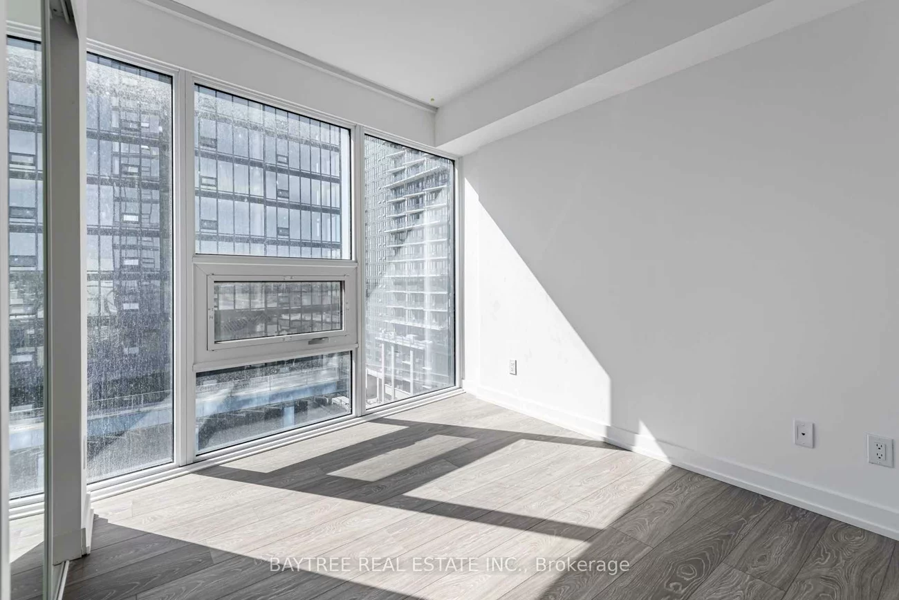 19, Western Battery, Niagara, Toronto