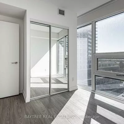 19, Western Battery, Niagara, Toronto