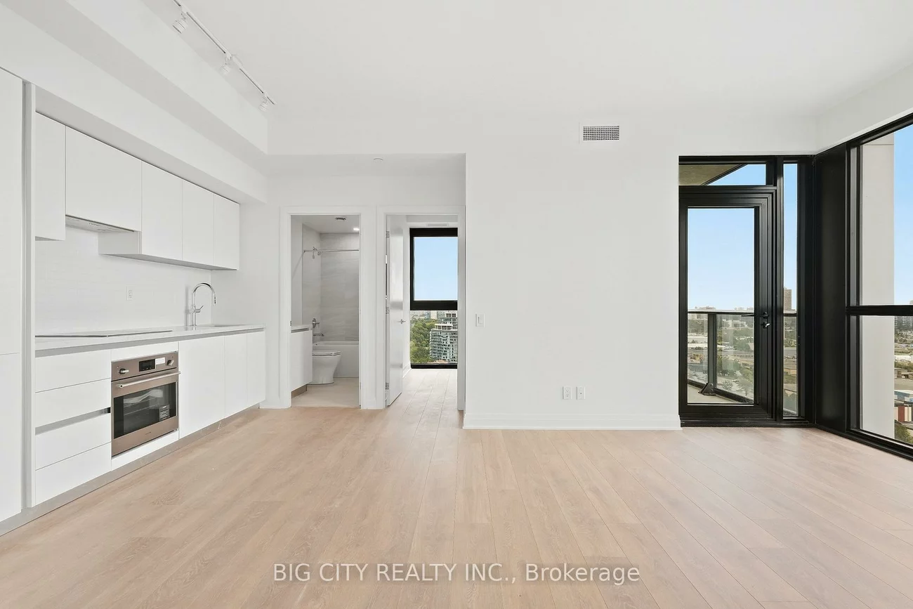 25, Frederick Todd, Thorncliffe Park, Toronto