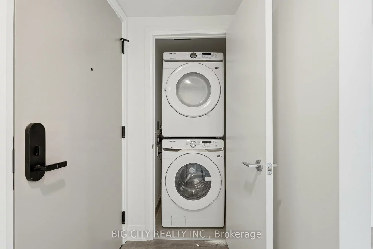 25, Frederick Todd, Thorncliffe Park, Toronto