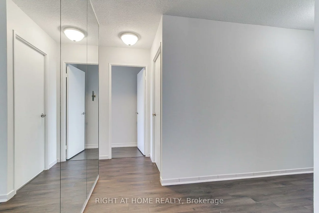 3300, Don Mills, Don Valley Village, Toronto