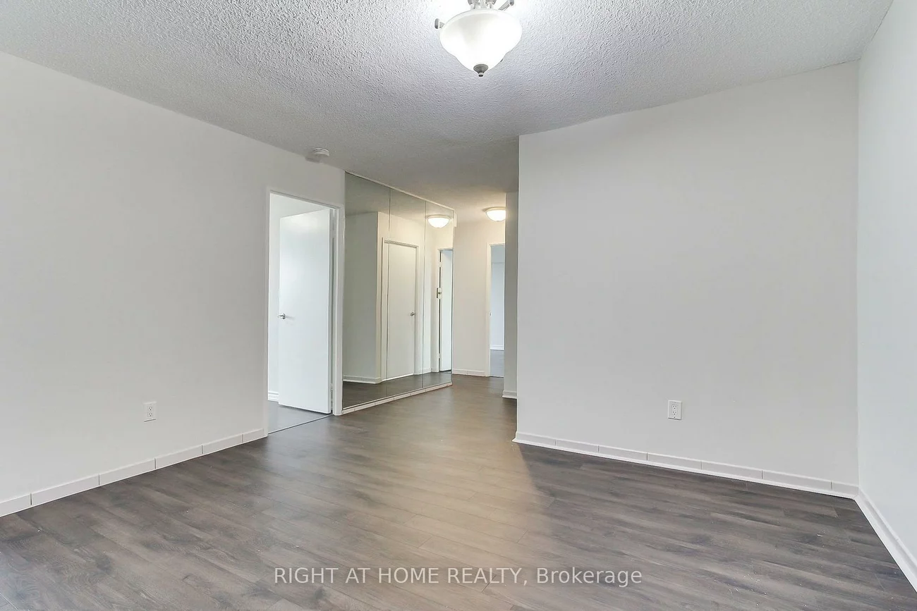 3300, Don Mills, Don Valley Village, Toronto