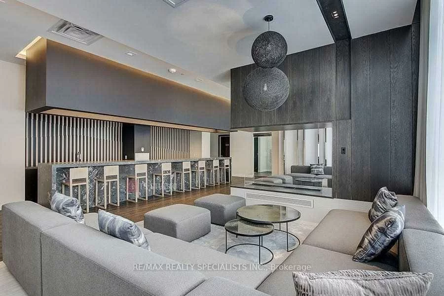 5180, Yonge, Willowdale West, Toronto