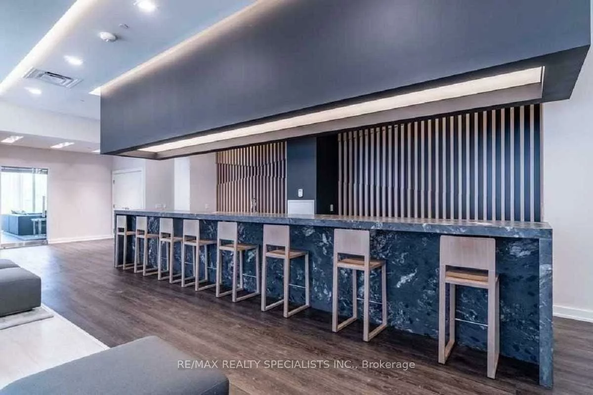 5180, Yonge, Willowdale West, Toronto