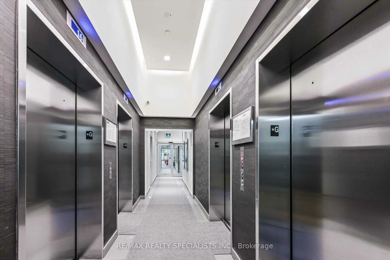 5180, Yonge, Willowdale West, Toronto