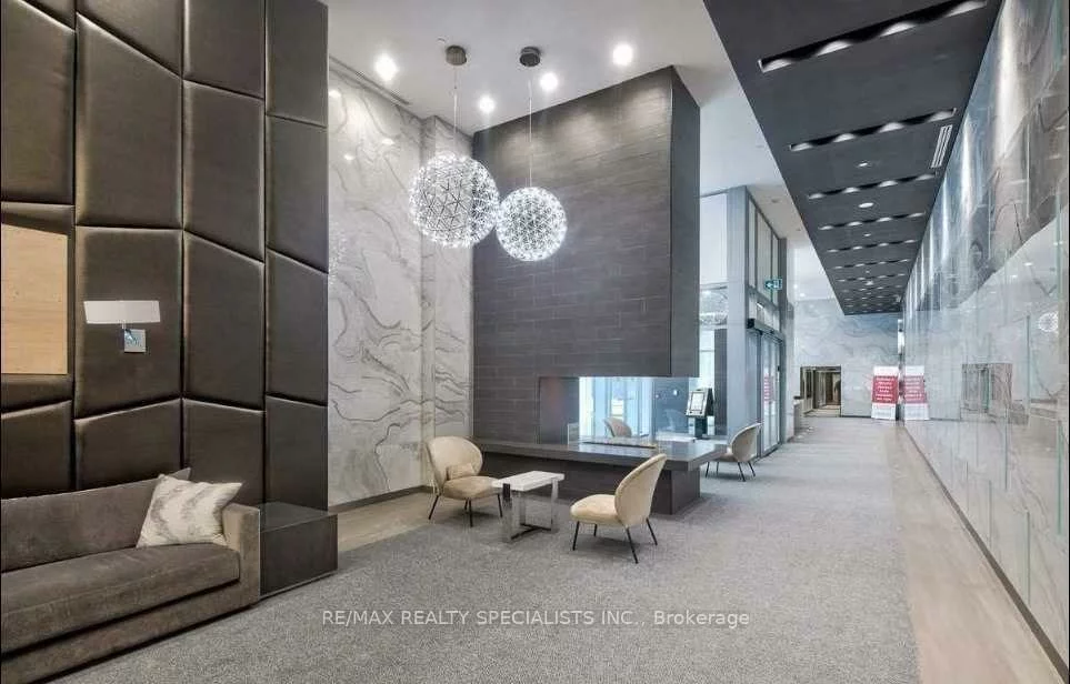 5180, Yonge, Willowdale West, Toronto