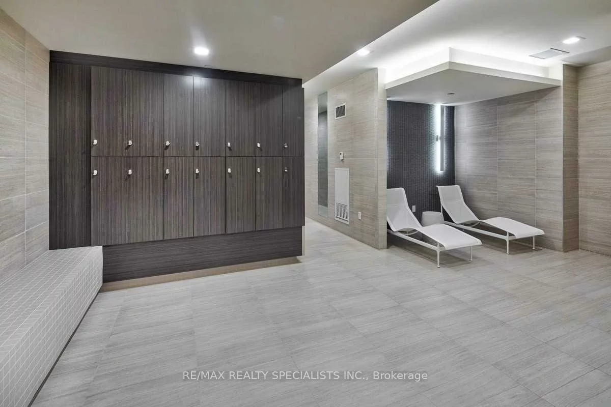 5180, Yonge, Willowdale West, Toronto