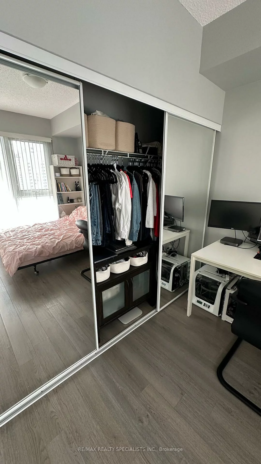 5180, Yonge, Willowdale West, Toronto