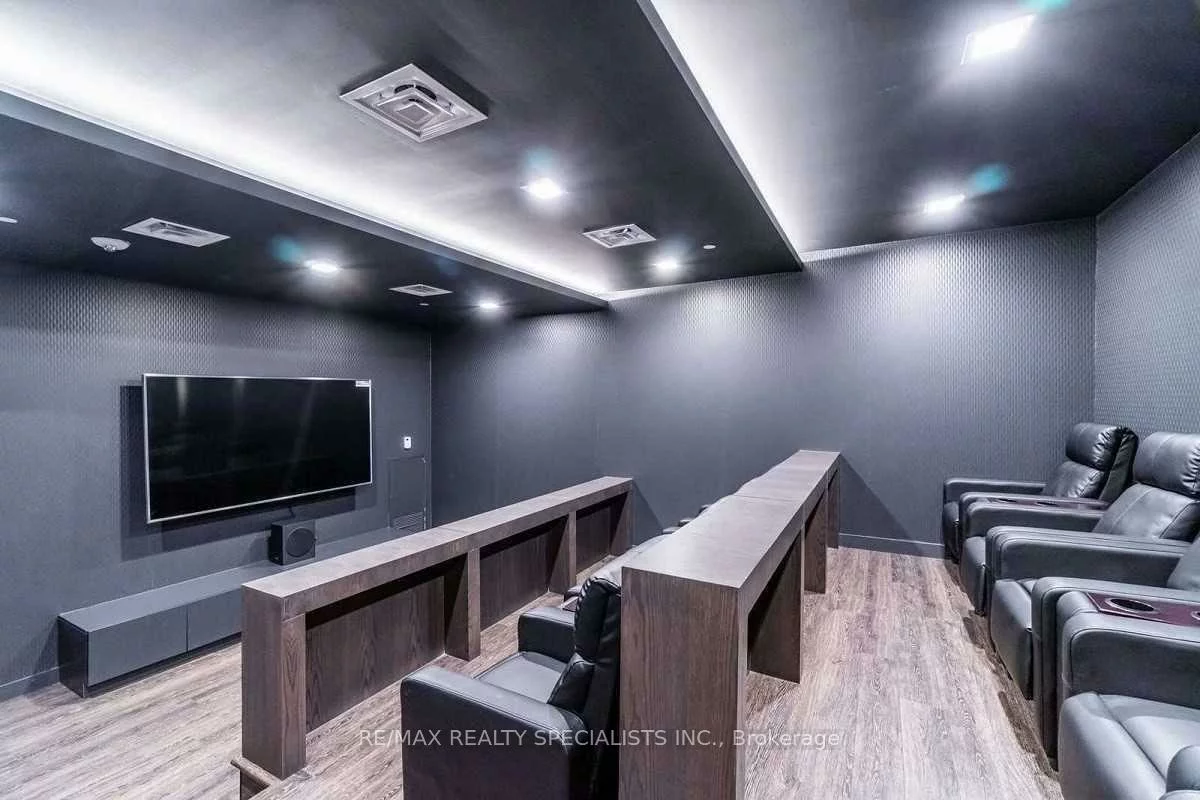 5180, Yonge, Willowdale West, Toronto