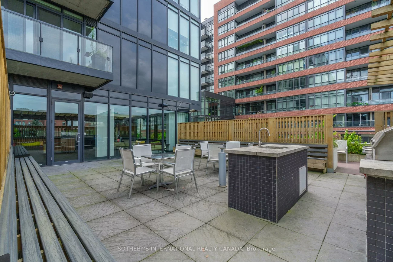 8, Dovercourt, Little Portugal, Toronto