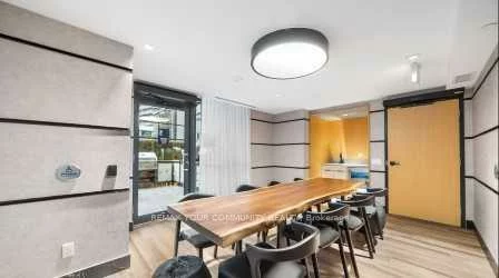 327, King, Waterfront Communities C1, Toronto
