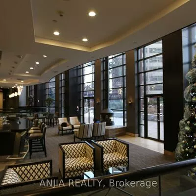 33, Sheppard, Willowdale East, Toronto