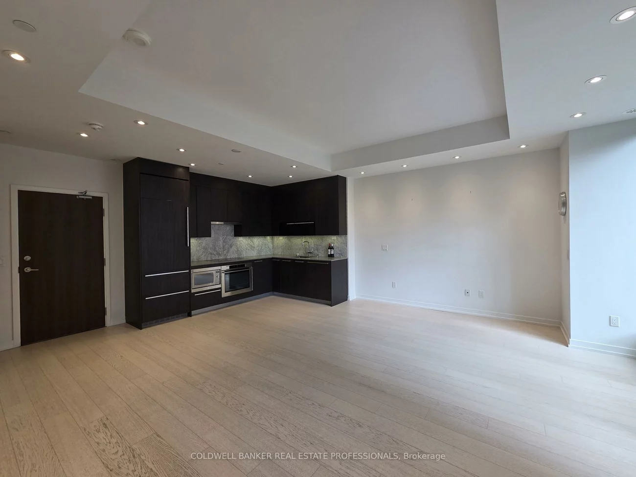 113, Mcmahon, Bayview Village, Toronto