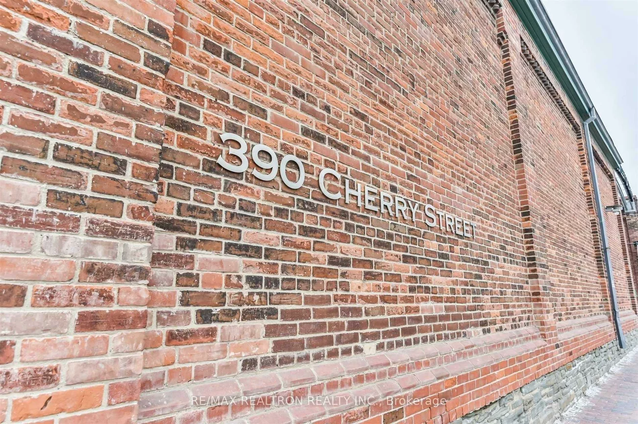 390, Cherry, Waterfront Communities C8, Toronto