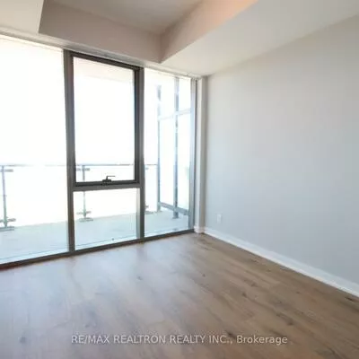390, Cherry, Waterfront Communities C8, Toronto