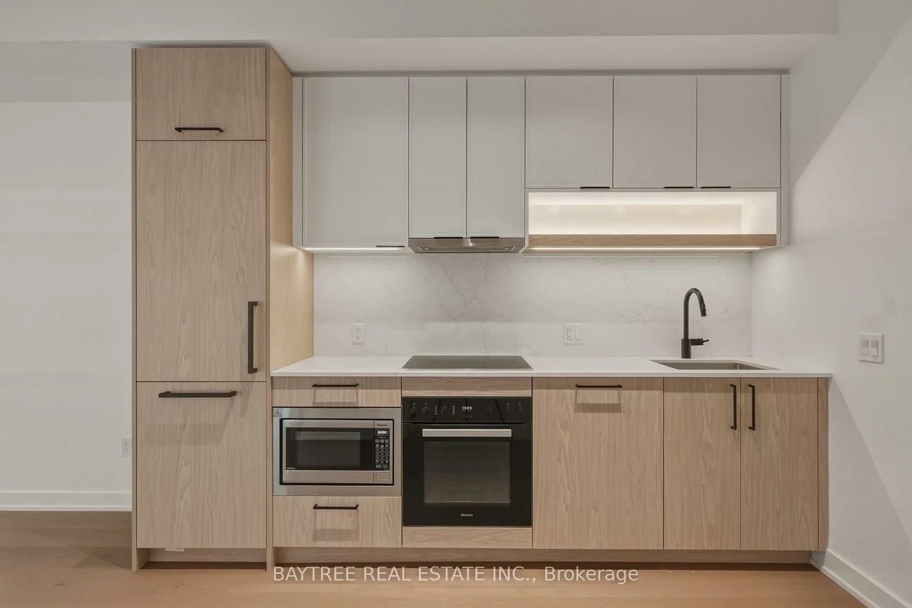 89, Montclair, Forest Hill South, Toronto
