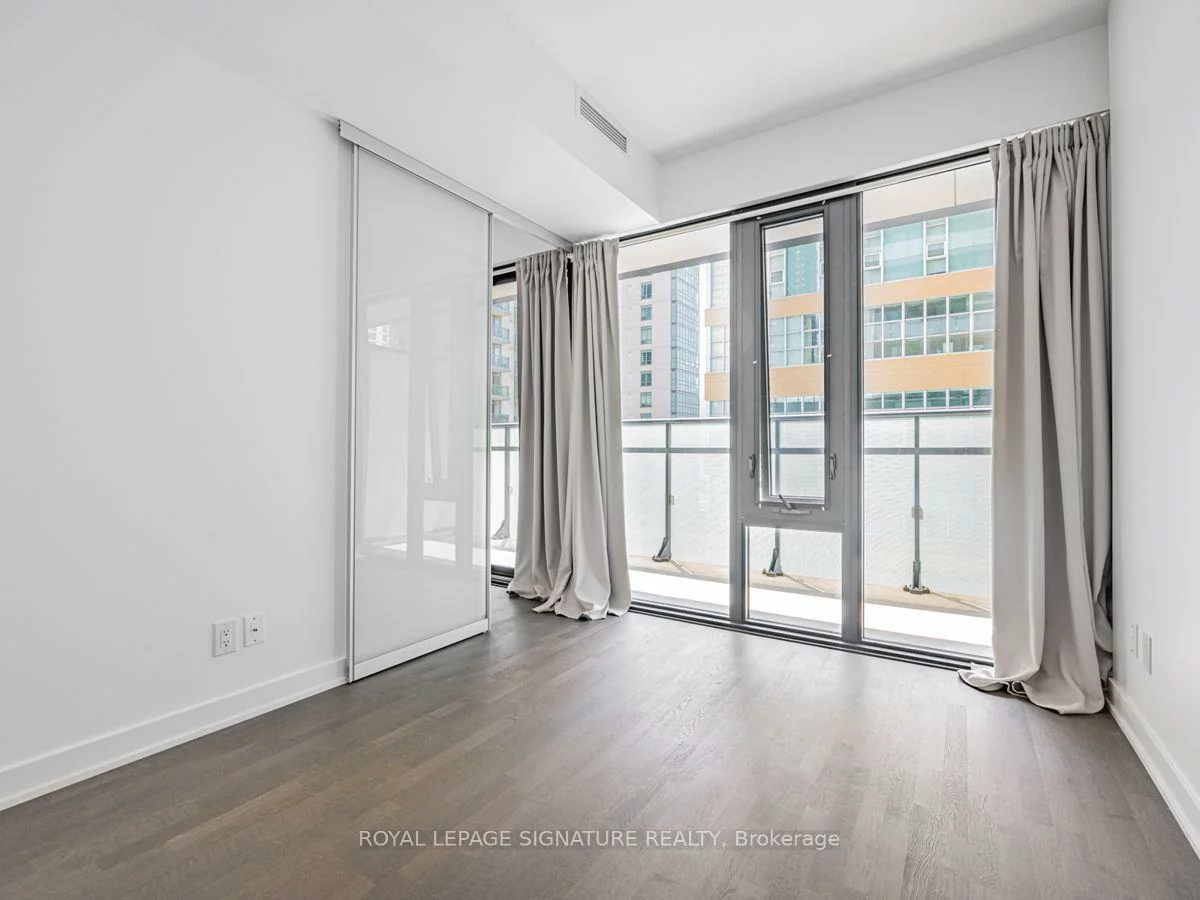 185, Roehampton, Mount Pleasant West, Toronto