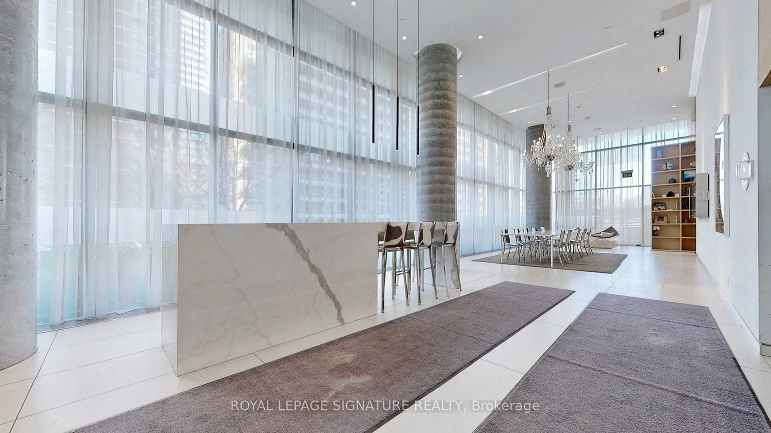 185, Roehampton, Mount Pleasant West, Toronto