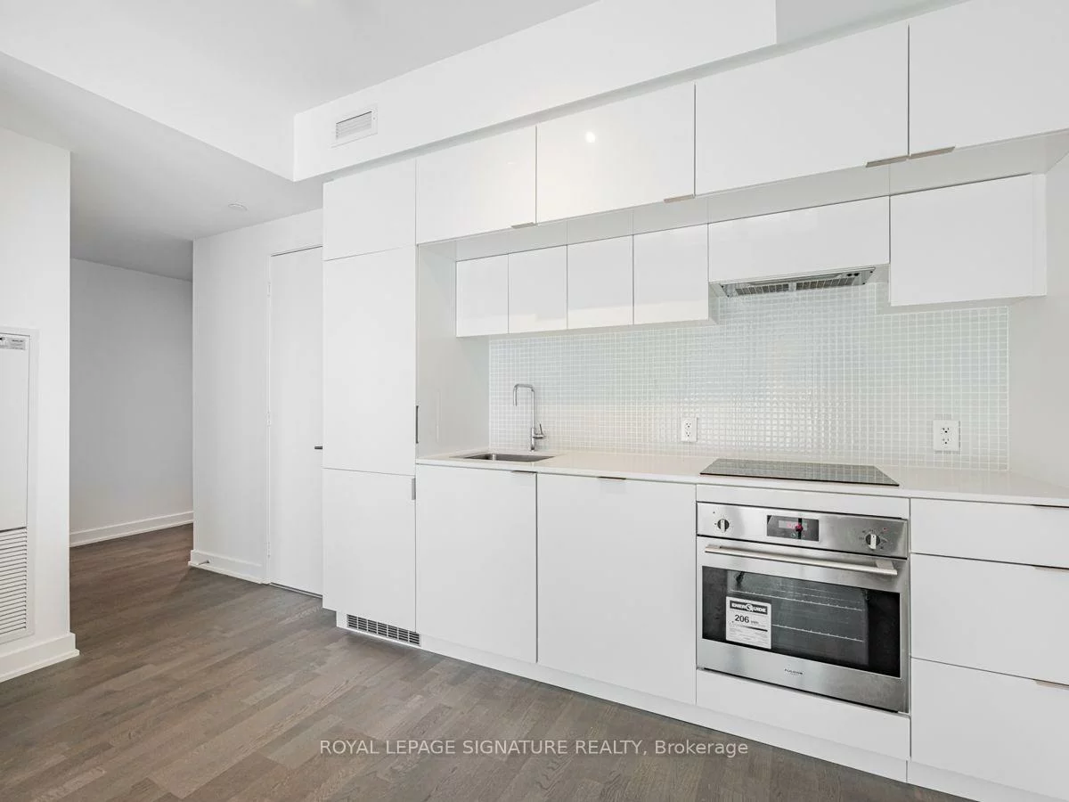 185, Roehampton, Mount Pleasant West, Toronto