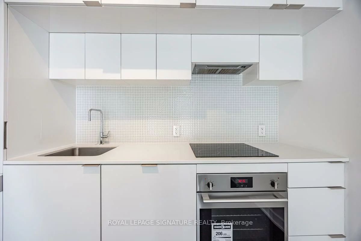 185, Roehampton, Mount Pleasant West, Toronto