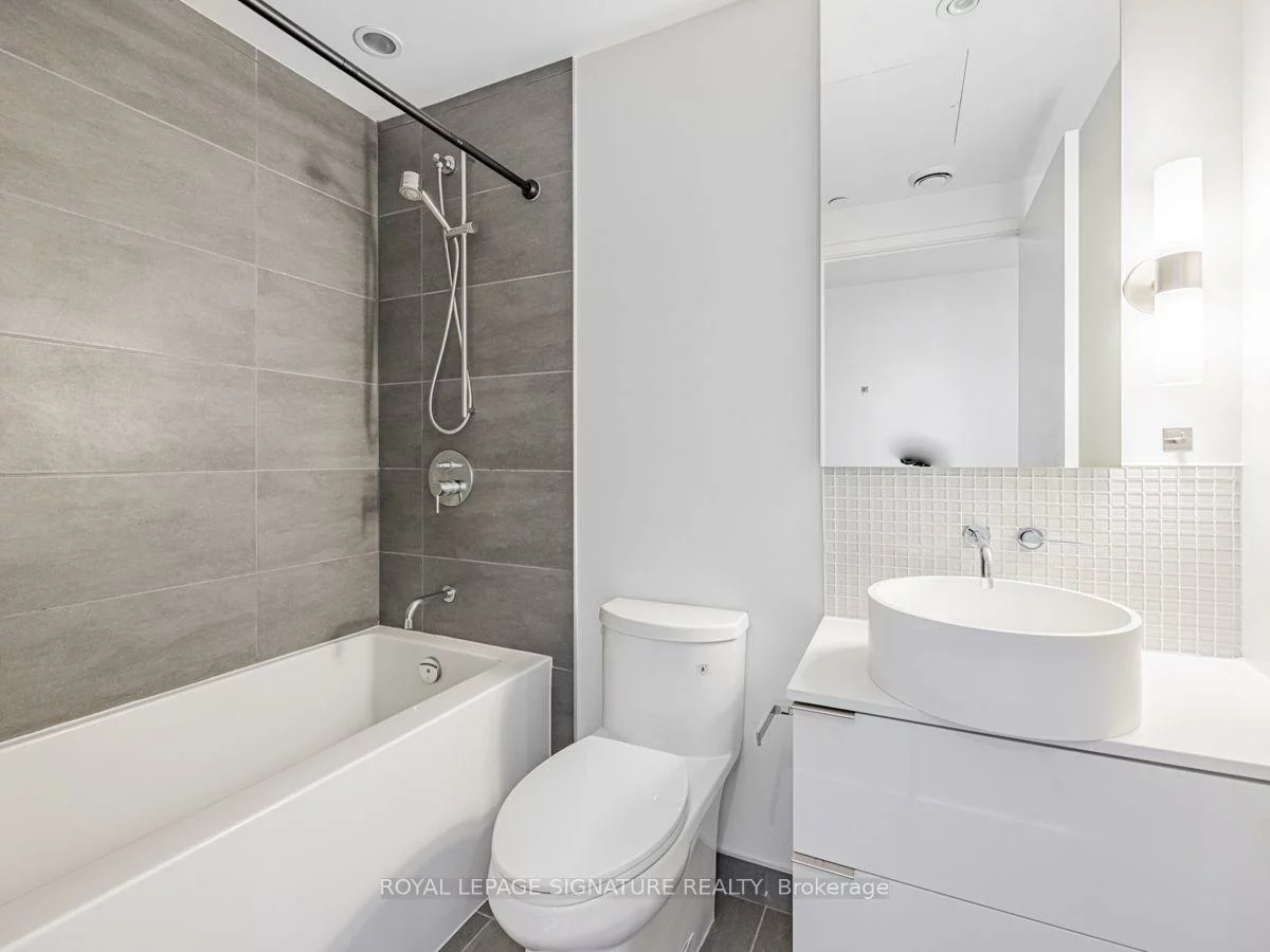 185, Roehampton, Mount Pleasant West, Toronto