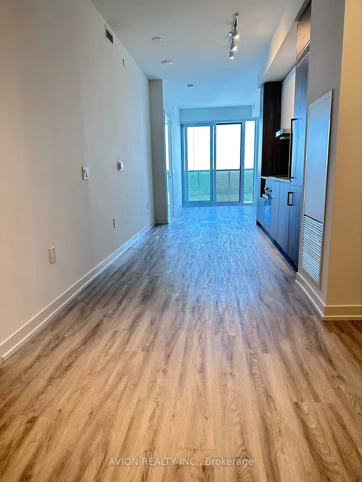 55, Cooper, Waterfront Communities C8, Toronto