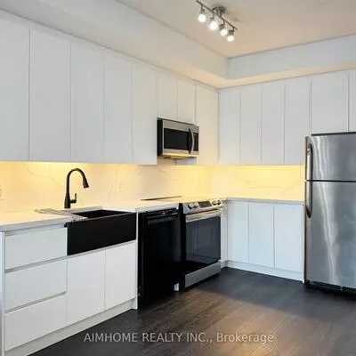 33, Bay, Waterfront Communities C1, Toronto