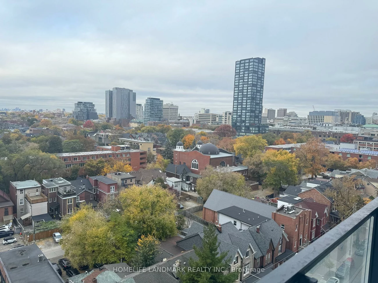 195, McCaul, Kensington-Chinatown, Toronto