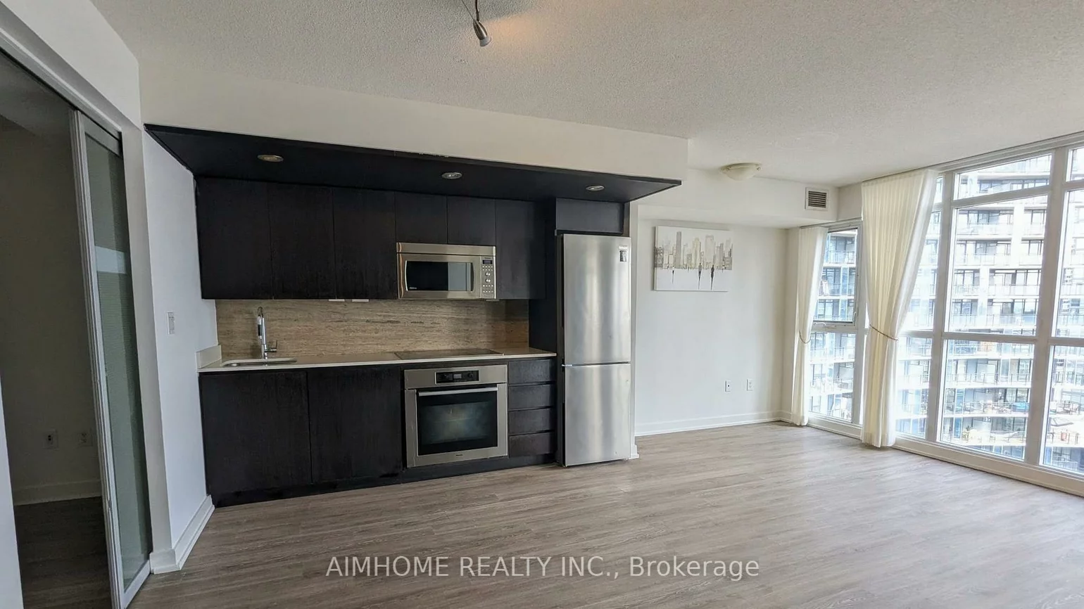 10, Capreol, Waterfront Communities C1, Toronto